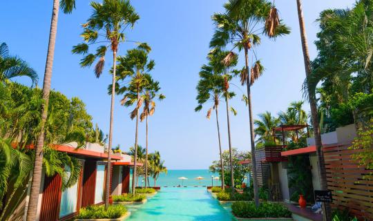 Cover Visit Hua Hin and watch the planes at Haven Resort Hua-Hin & The Ven...