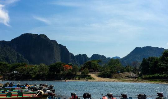 Cover Stumbling upon love... a stopover in Vang Vieng   Soloooo, you can t...