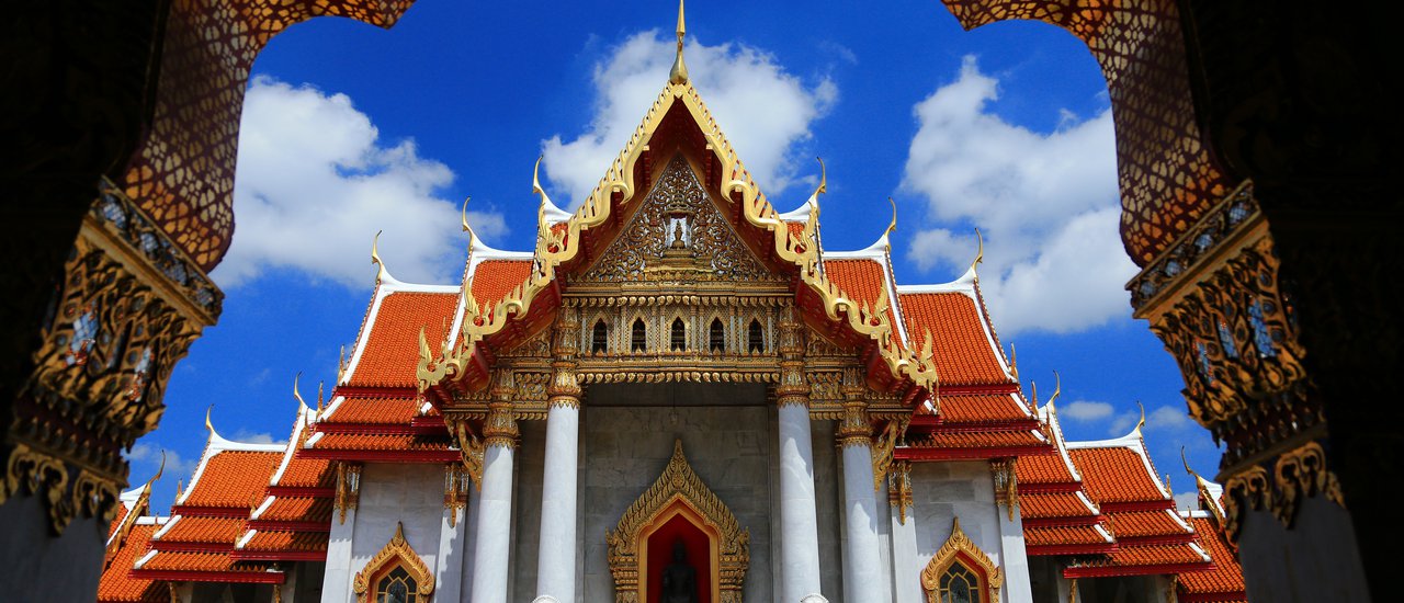 cover Visiting Wat Pho & Wat Benchamabophit