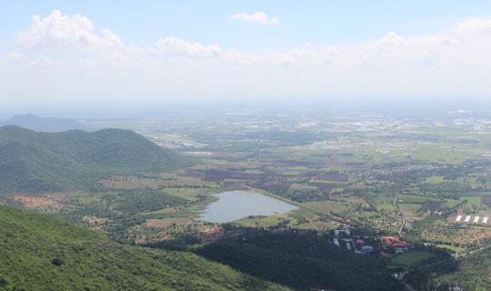 cover When we use dreams to travel, just "3,790 steps" of "Khao Wong Phra Chan" is very small compared to what we receive.