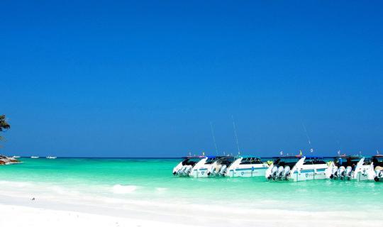 cover +++ Hipster Trip  :  Travel with pleasure ... Phuket Ta Chai Mai Thon +++