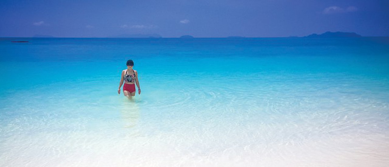 cover Sailing the Burmese Sea ... Exploring the Emerald Heart Cave