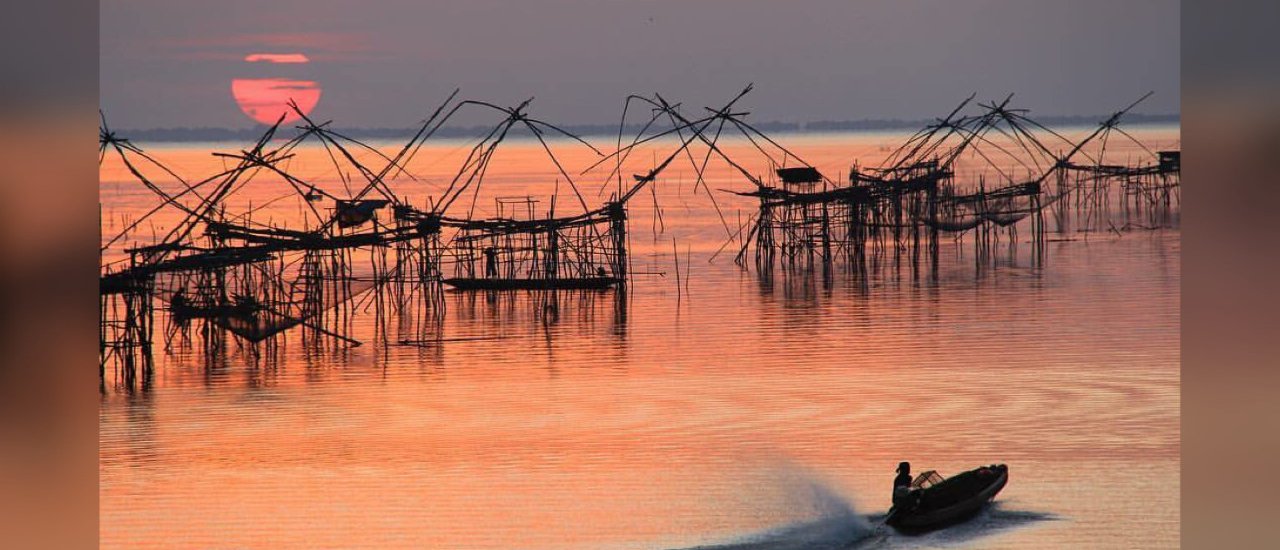 cover With an open heart, you will fall in love with Phatthalung.