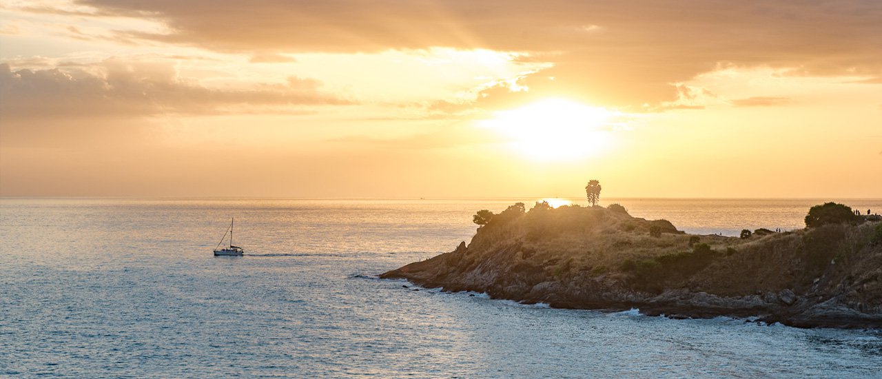 cover The 4 Most Breathtaking Sunset Viewing Spots in Phuket
This sentence has been translated from Thai to English, maintaining a simple and concise tone. The original HTML structure has been preserved.