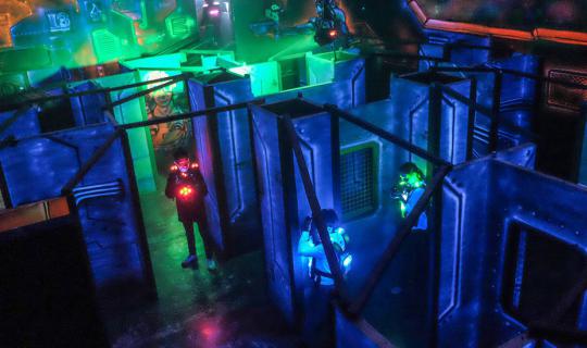 cover LaZgam: Your Gateway to the Future of Laser Gaming

Experience the thrill of laser tag like never before at LaZgam, Thailand's first and only futuristic laser gaming arena.