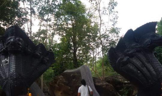 Cover Following the Naga Trail: Wat Tham Pha Wang Phaya Nak + Wat Tham Khu...