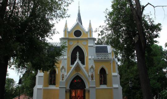 Cover Western-style Thai church...