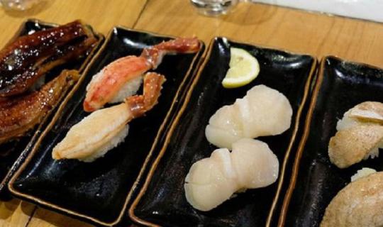 cover Overflowing Sushi Goodness in Osaka: Uoshin Sushi (魚心) #WheretoTabiTabi