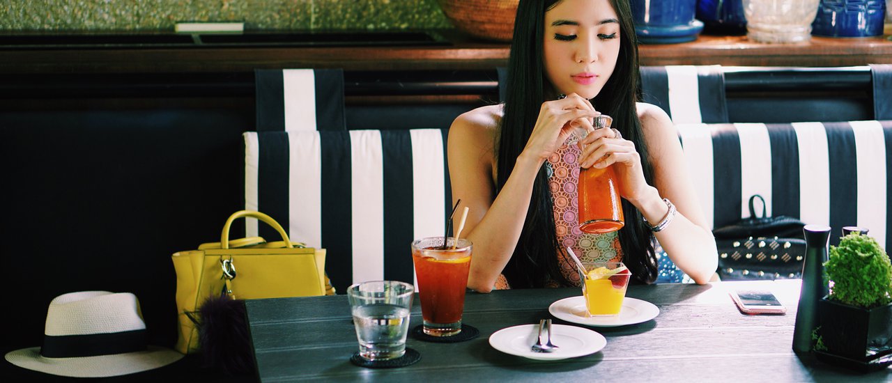 cover 6 Adorable Photo-Worthy Cafes for Everyone to Check In