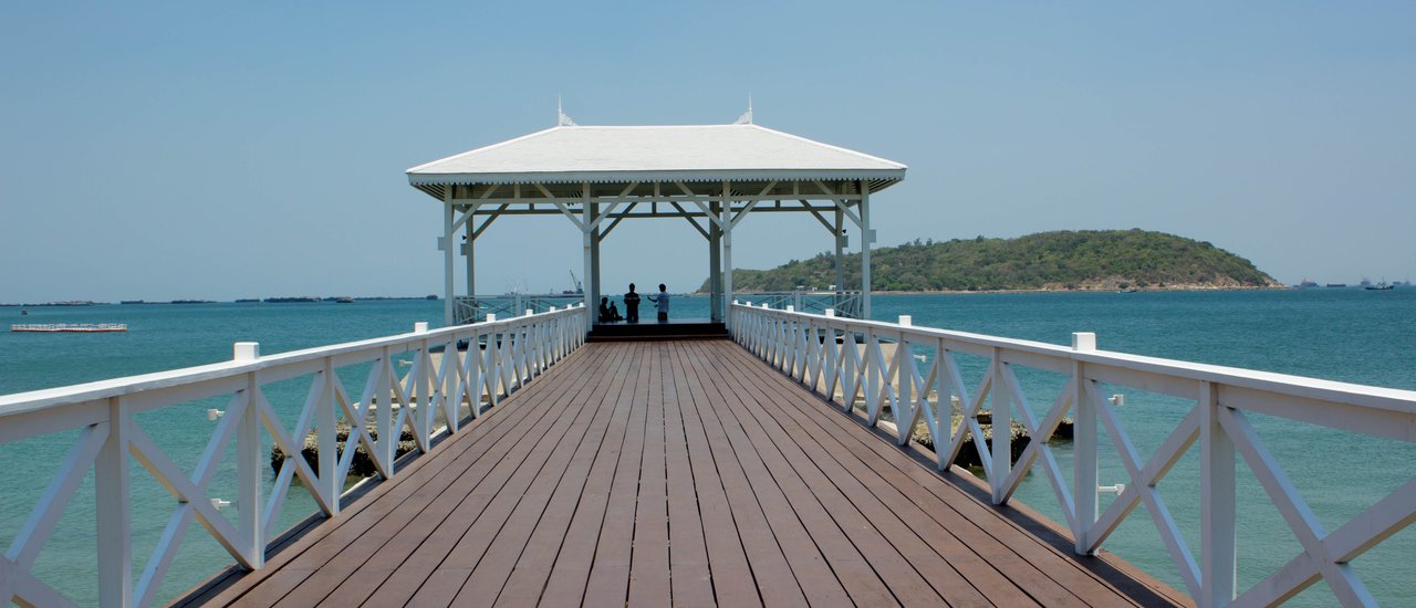 cover Solo Flight to Koh Sichang: A One-Day Escape from the Heat, Lulled by the Sight of Frangipani Blossoms