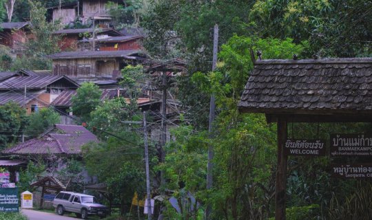 cover Eat, Travel, Sleep: Mae Kampong & Mae La Noi by Somewhere Someone