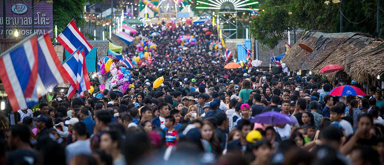 cover Raft down the river and enjoy free food at the city opening ceremony in Phato, Chumphon.