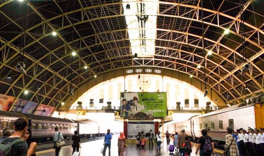 cover An Extraordinary Journey with the "Uttaravithi" Express Train