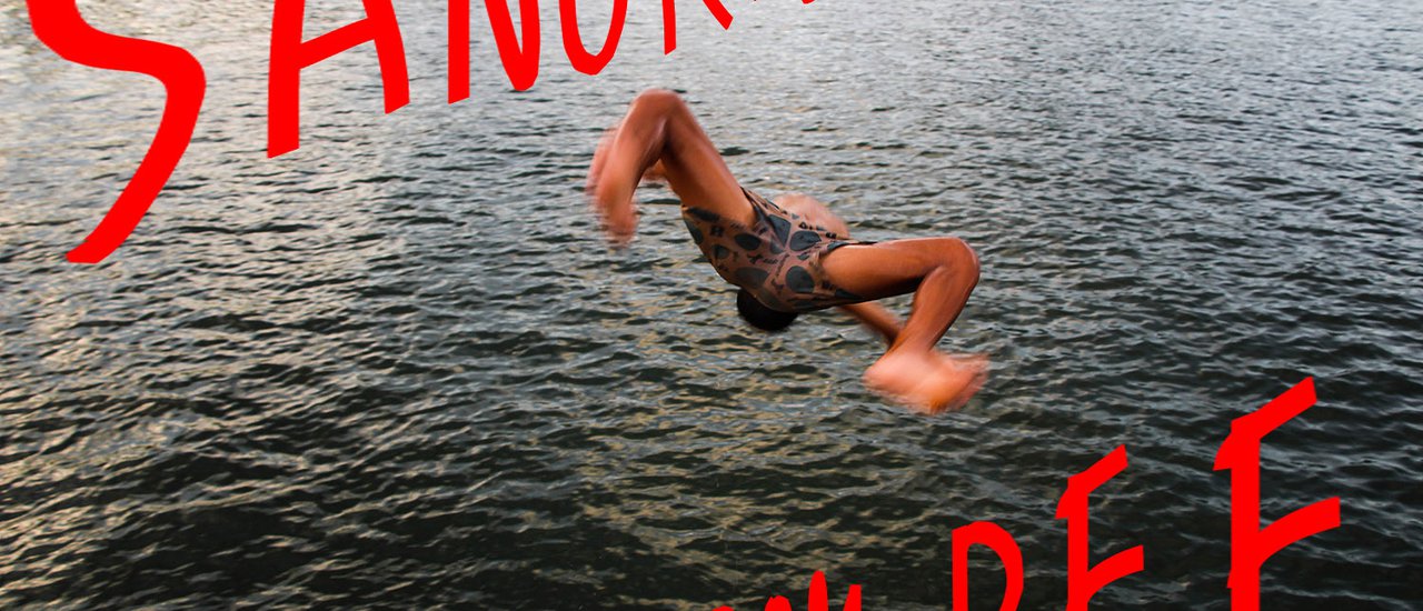 cover Fortress or rampart, it's all good. Oh, oh, yes, yes.
This phrase appears to be a Thai expression of indifference or resignation. The repetition of "oh" and "yes" suggests a sense of weariness or acceptance.