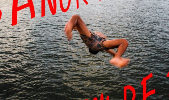 cover Fortress or rampart, it's all good. Oh, oh, yes, yes.
This phrase appears to be a Thai expression of indifference or resignation. The repetition of "oh" and "yes" suggests a sense of weariness or acceptance.