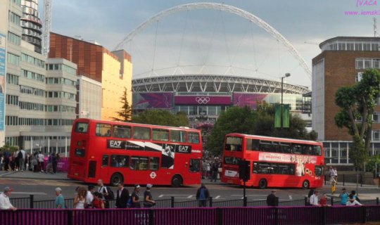 Cover A Day at Wembley Stadium: A Foodie's Paradise 🍔⚽️...