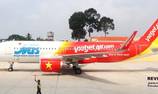 cover Travel Seamlessly: Bangkok – Ho Chi Minh – Da Nang with Vietjet Air's Skyboss Service and Detailed Travel Information