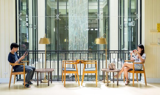 cover Bangkok City Library: A haven for book lovers

The Bangkok City Library stands as a haven for bibliophiles, offering a treasure trove of literary delights.