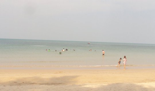 cover The crystal-clear beach is a delight, no matter how many times you visit!
