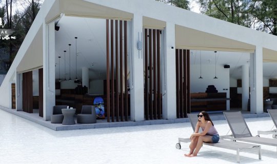 cover Unboxing the New Hotel LA VELA KHAO LAK