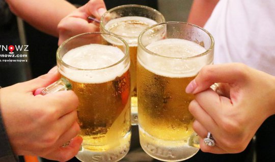 cover Where to go! Hipster Night Beer Buffet 399 or cocktails 100 baht per glass at element, Amara Bangkok.