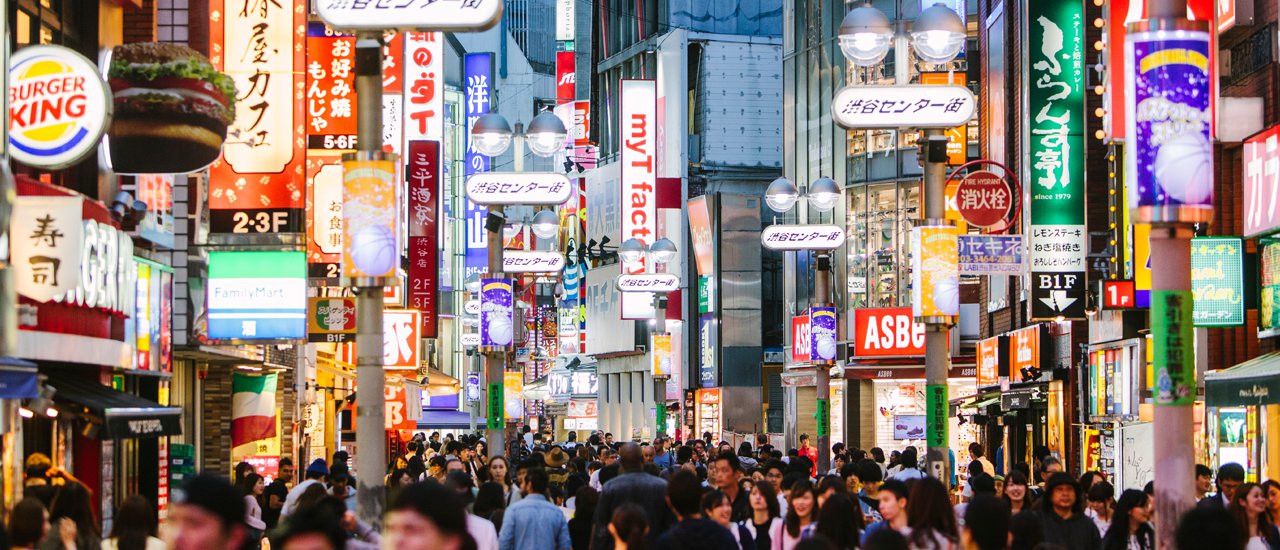 cover Dive into Japan: 5 Essential Apps for First-Time Travelers
Unleash the magic of Japan with these five indispensable apps, designed to empower first-time travelers and transform them into seasoned explorers.