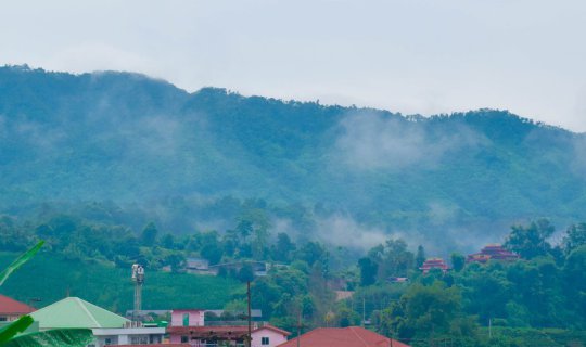 Cover Used vacation time to sleep on the mountain ....Chiang Mai to Chiang...