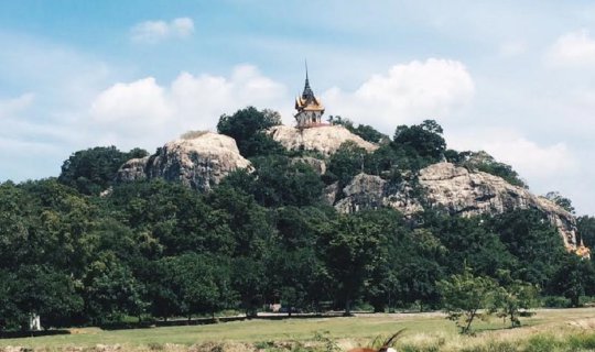 Cover A Solo Day Trip to Wat Phra Phutthachai, Saraburi

"Even alone, you ...