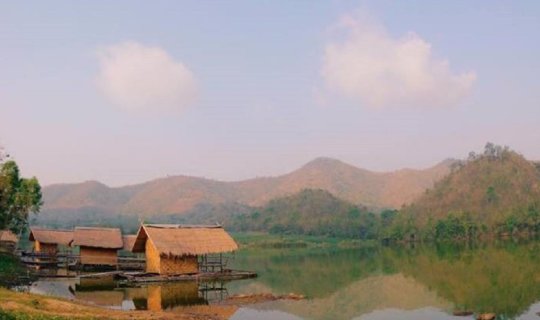 Cover "The Valley Basin Reservoir," the Pang Ung of Suphan Buri Province....