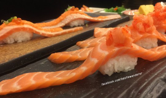 cover 89 Baht for authentic long-tail sushi with short-grain rice... Salmon lovers, don't miss out! 🍣