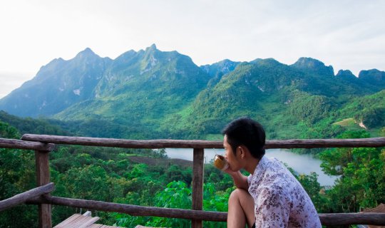 cover Chiang Dao: Affordable accommodations with million-dollar views.