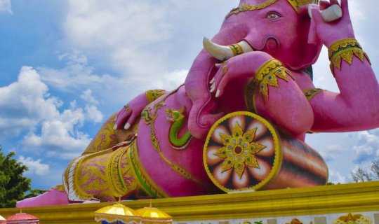 cover One-Day Trip: Free Train Ride to Two Temples in Chachoengsao