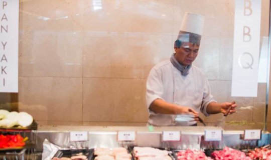 Cover Mori Grill at the Chao Phraya Park Hotel: A Japanese-style buffet....