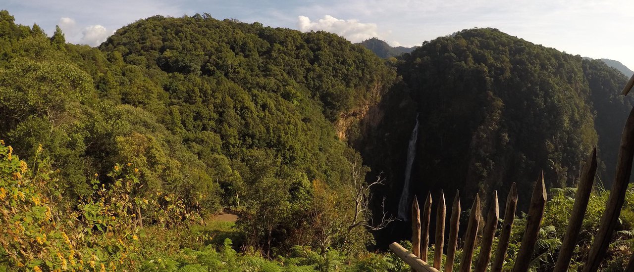 cover Mae Surin Waterfall, Khun Yuam, Mae Hong Son