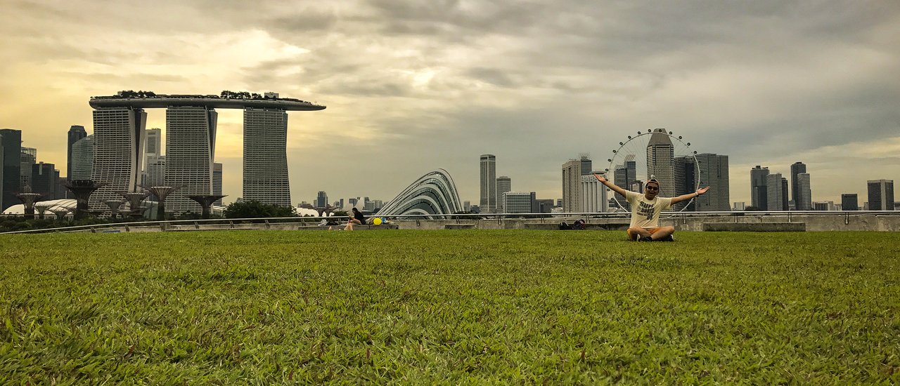 cover SINGAPORE: Explore and Relax at Your Own Pace