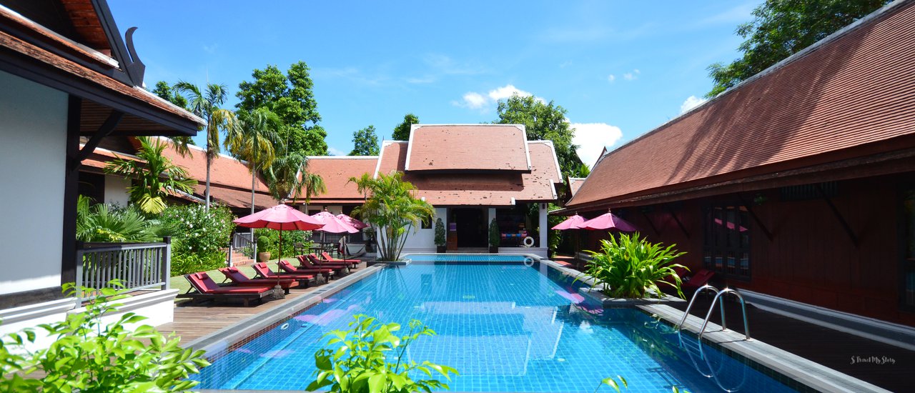 cover A Relaxing Getaway: 2 Days and 1 Night at Legendha Sukhothai Resort
This phrase advertises a two-day, one-night stay at the Legendha Sukhothai Resort, promising guests both physical comfort ("สุขกาย") and mental well-being ("สบายใจ").