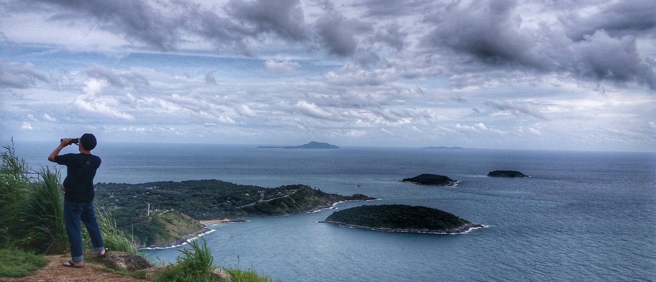 cover Phuket in the rainy season, who says it's not beautiful?