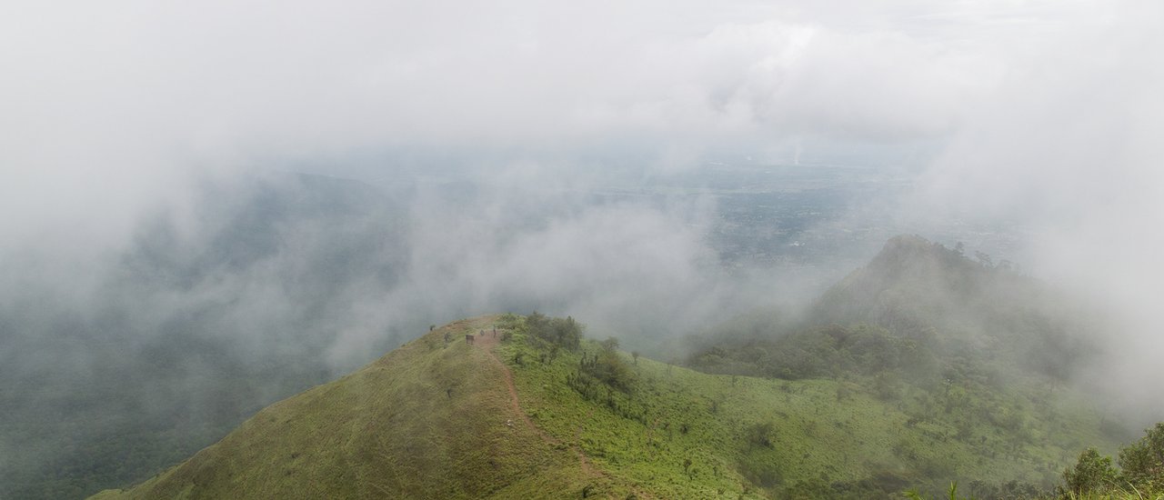 cover Immerse yourself in the natural beauty of Doi Luang Tak.