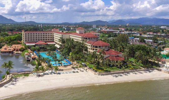 Cover + + + Dusit Thani Huahin Hotel Review + + +...