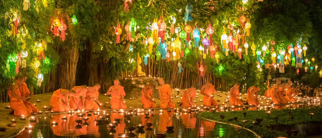 cover The Offering of Phang Pratip Ceremony at Wat Phantao