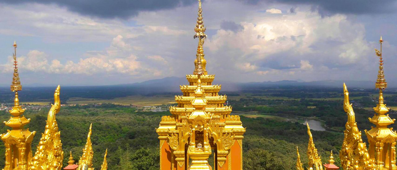 cover Wat Phra That Doi Phra Chan: A Magnificent Display of Buddhist Art in Lampang