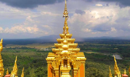 cover Wat Phra That Doi Phra Chan: A Magnificent Display of Buddhist Art in Lampang