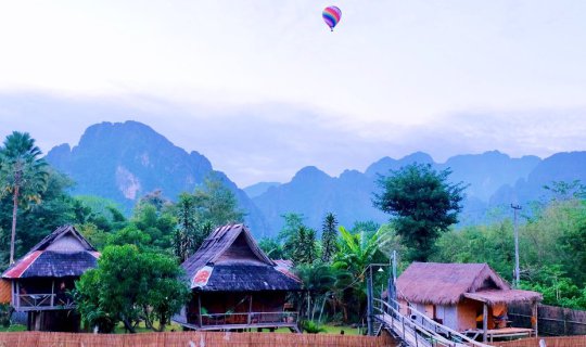 cover Jompalav Bungalow: Relax and watch hot air balloons in Vang Vieng