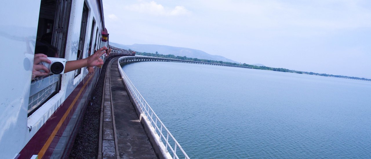 cover -----Review of "Floating Train on the Father's Dam" Trip-----
Let's take a look at what's included in this trip, starting from Bangkok.