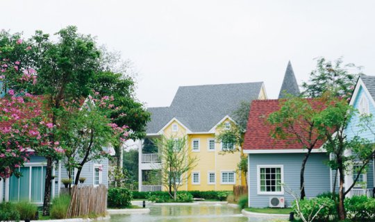 cover fahpawa* Chapter 24: Visiting Khung Kraben Bay and then staying at Peggy's Cove Resort