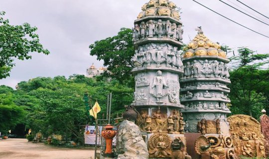 Cover Picturesque Temples of Korat: Pak Chong - Khao Yai...