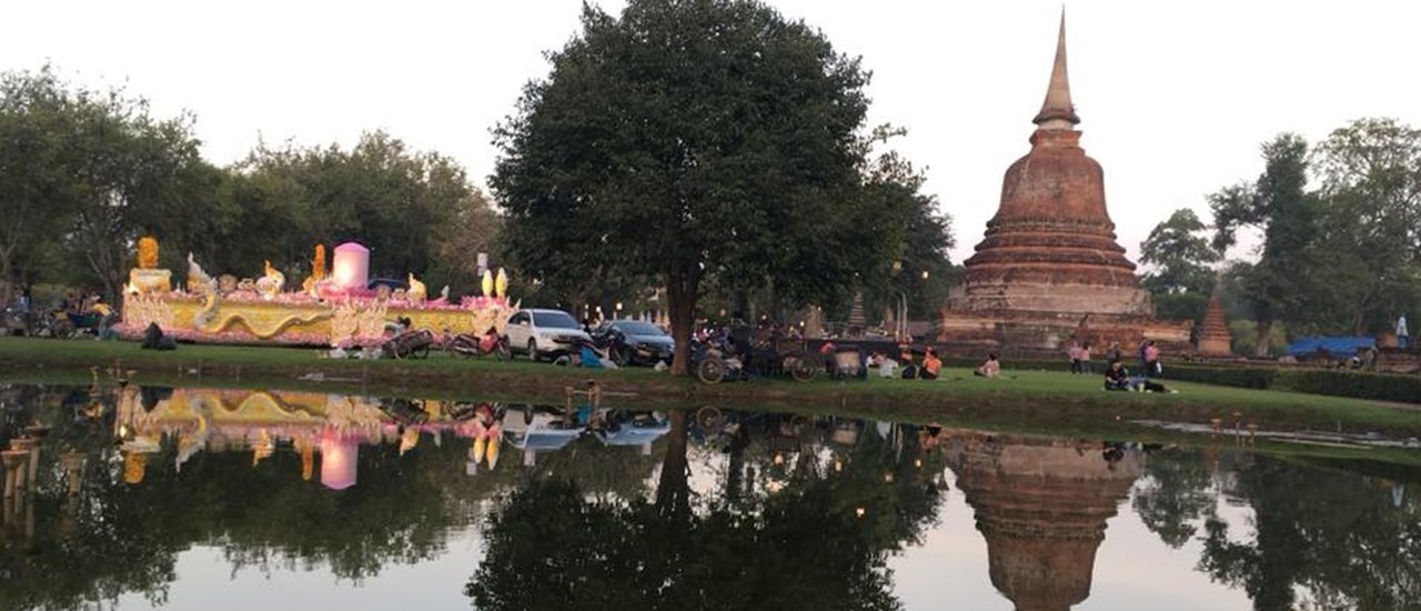 cover Experiencing the Loy Krathong Festival, Candle Lighting, and Fire Play in Sukhothai Province, 2017.