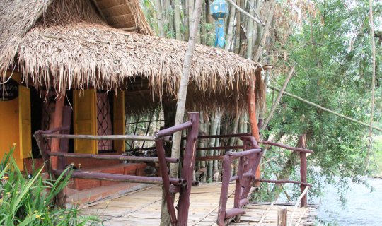 cover Sleeping by the cold water of Mae Wa, "Warmth of Mae Wa" for 390 baht. It's so good, it's amazing!