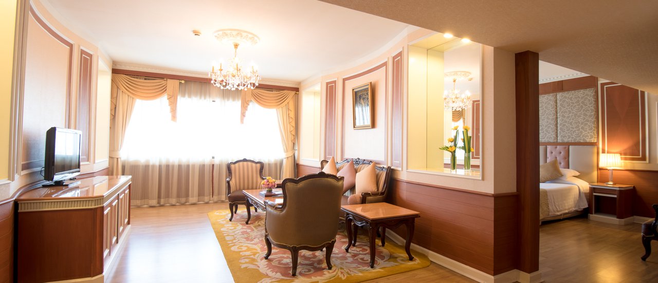 cover Asia Hotel: Your Gateway to the Heart of Bangkok
Centrally located in the heart of Bangkok, Asia Hotel offers unparalleled convenience and accessibility.