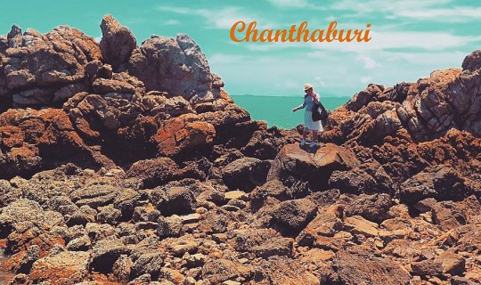 cover Visiting Chanthaburi with a cool vibe: I never thought there would be such a chic place to take photos... Love it!